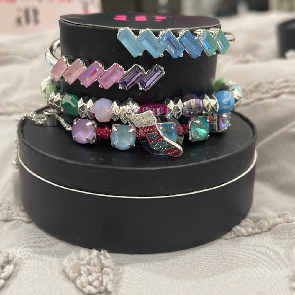 Bomb Party Holiday Stack 2023